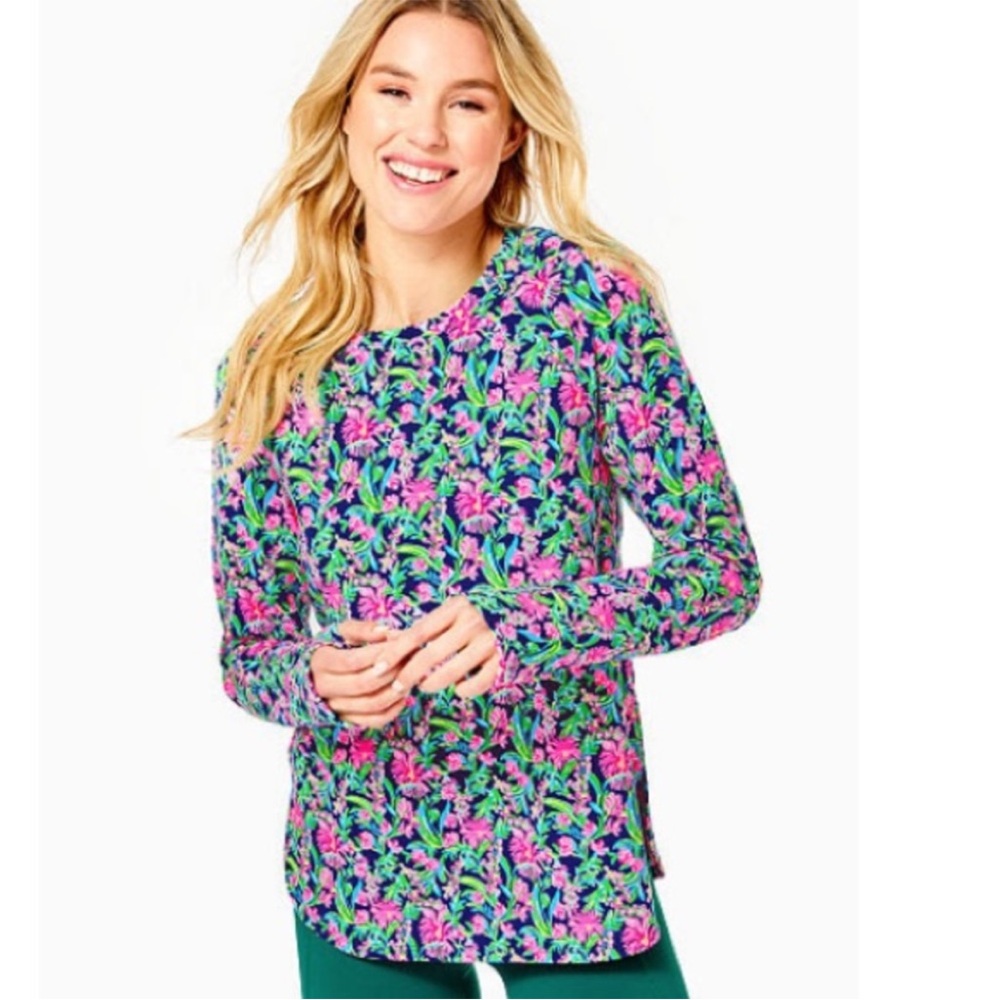 Lilly Pulitzer Women’s XS Blythe Luxletic Pullover Low Tide Navy Garden Variety